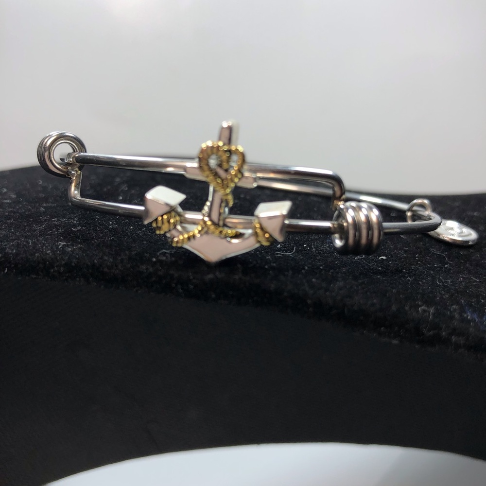 SilverTone "Love This Life "Charm Anchor Bangle Charm Bracelet Sailor Chic